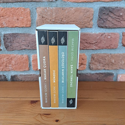 Gorki Secme Öyküler (4 Cilt Takim), Maxim Gorky, Ayşe Hacıhasanoğlu