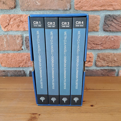 Doğruda Durmanın Felsefesi (4 Kitap);Seçme Yazılar 1970-2022, Metin Çulhaoğlu