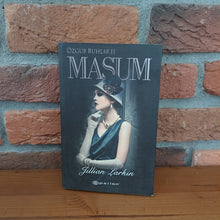 Masum, Jillian Larkin