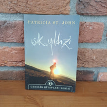 Isik Yildizi, Patricia St. John