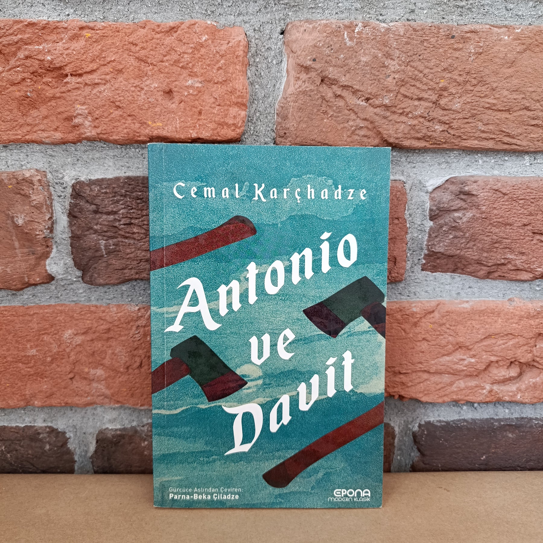 Antonio ve Davit, Cemal Karchadze – Cemal Karchadze | Epona Yayınları