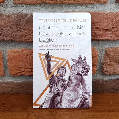 İçimizdeki Kara Delikler, Marta Markoska,
