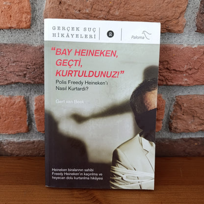 İçimizdeki Kara Delikler, Marta Markoska,
