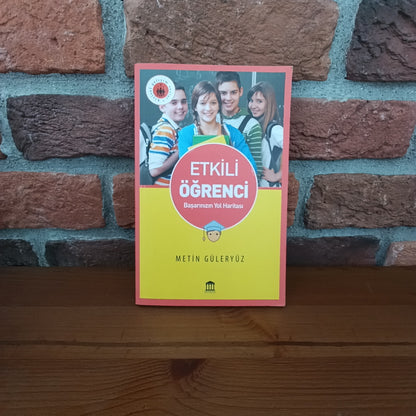 İçimizdeki Kara Delikler, Marta Markoska,