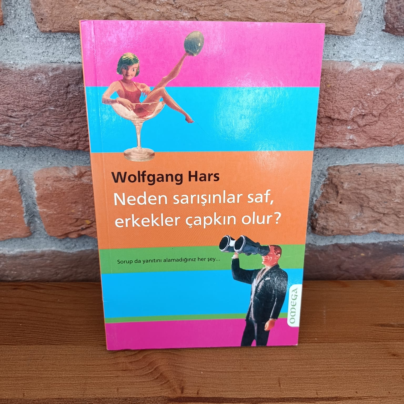 Neden Sarışınlar Saf, Erkekler Çapkın Olur? – Wolfgang Hars | Omega